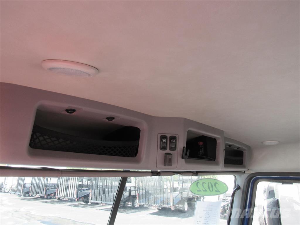 Mack PI64T Tractor Units