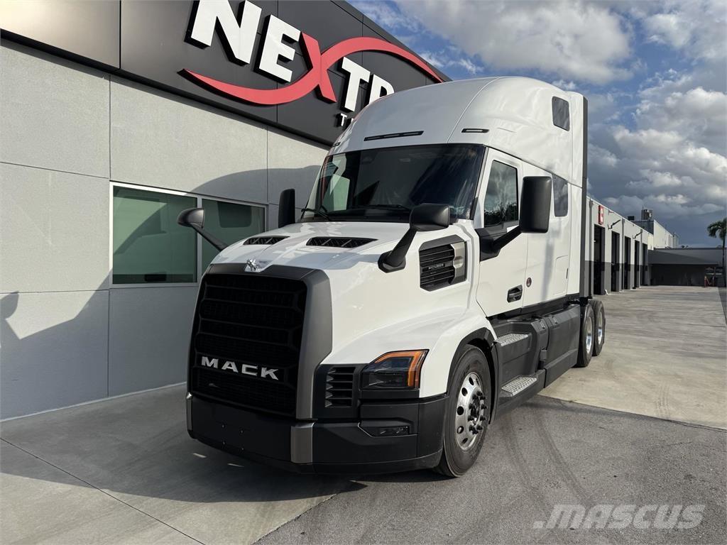 Mack PR64T Tractor Units