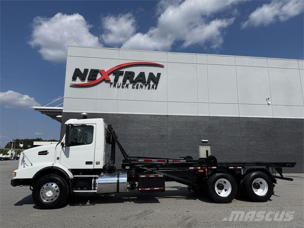 Volvo VHD64F300 Other trucks