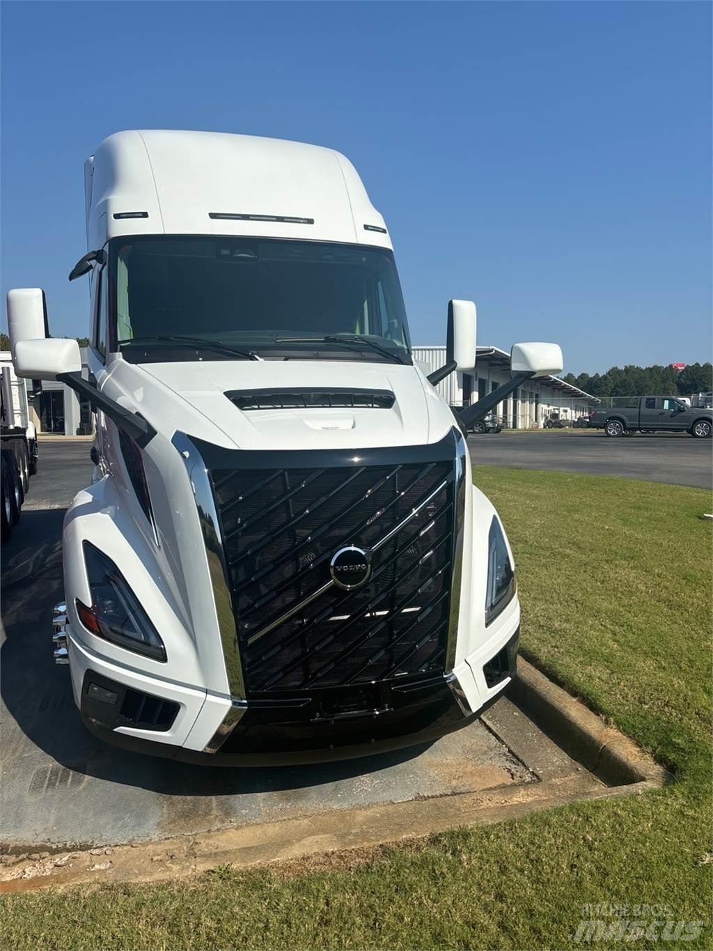 Volvo VNL64T860 Tractor Units