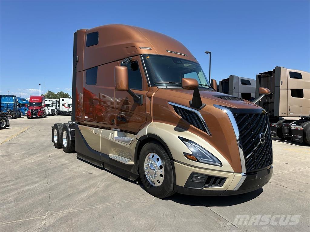 Volvo VNL64T860 Tractor Units