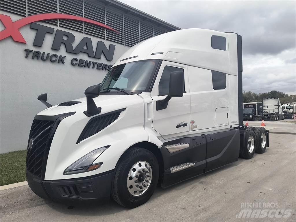 Volvo VNL64T860 Tractor Units