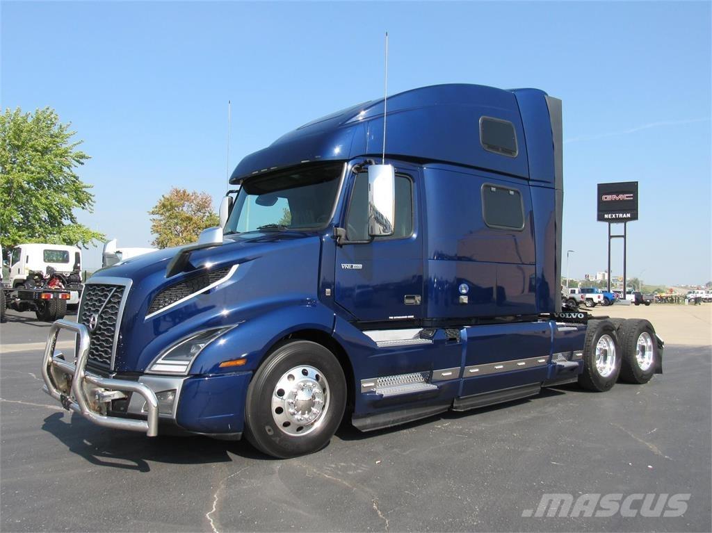 Volvo VNL64T860 Tractor Units