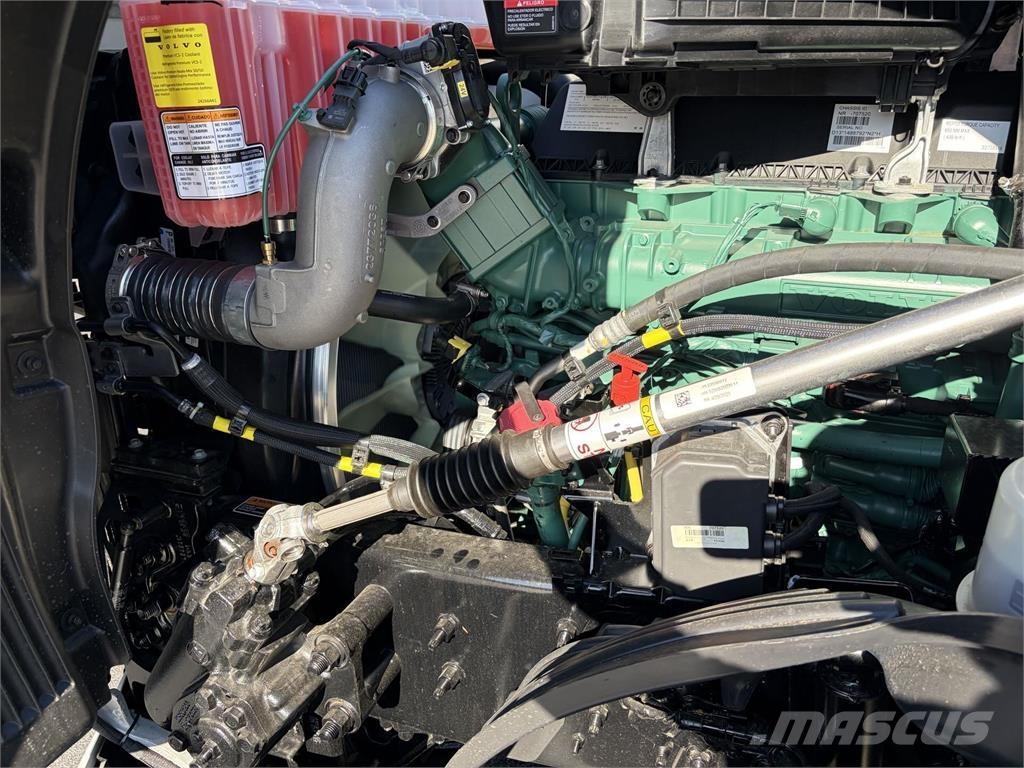 Volvo VNL64T860 Tractor Units