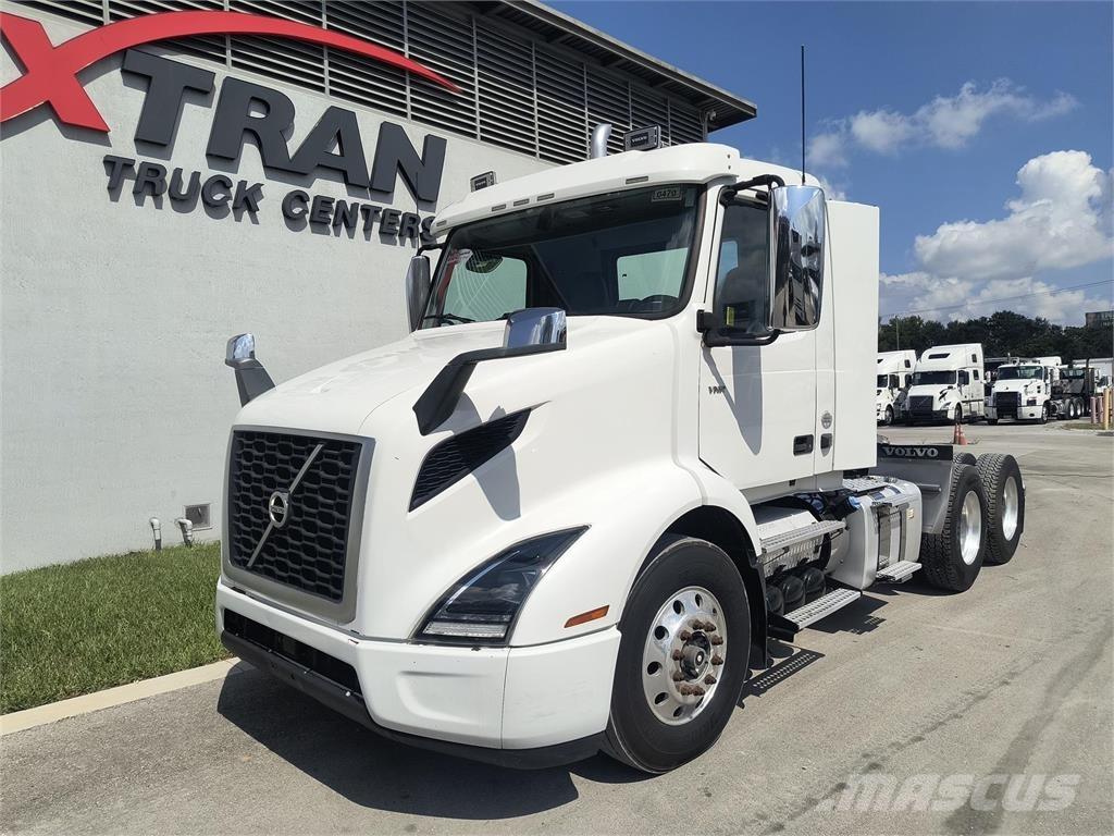 Volvo VNR64T Tractor Units