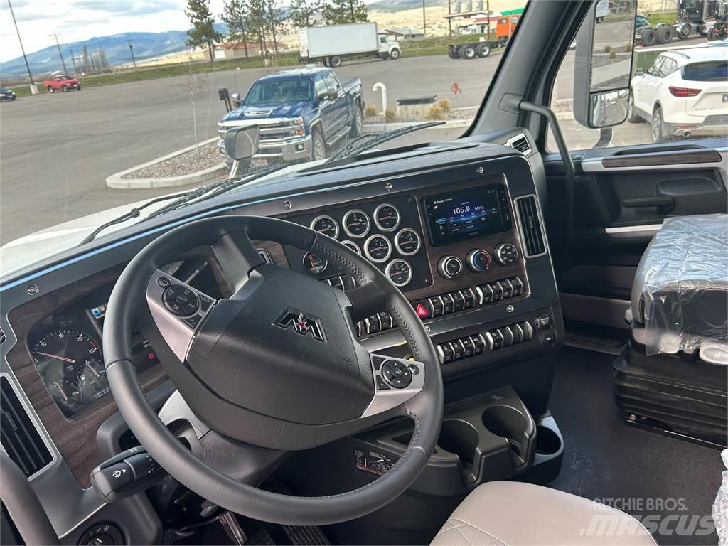 Western Star 49X Tractor Units
