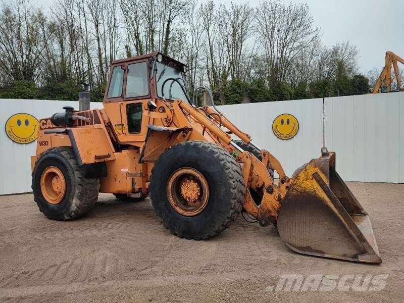 CASE W30 Wheel loaders