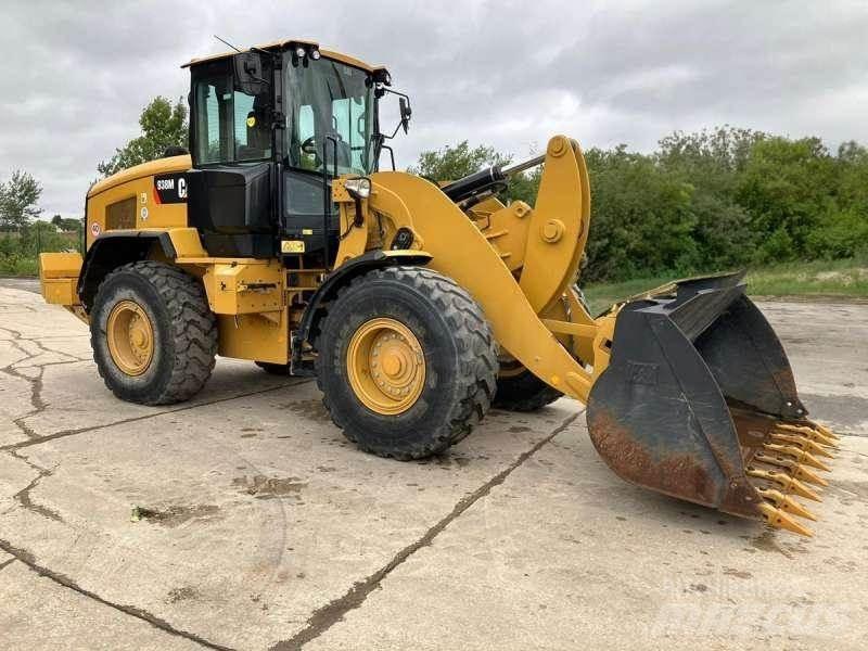 CAT 938M Wheel loaders