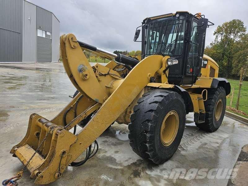 CAT 938M Wheel loaders