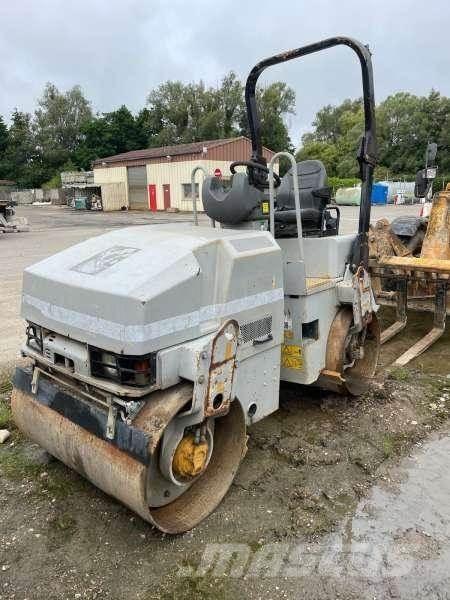CAT CB224 Soil compactors