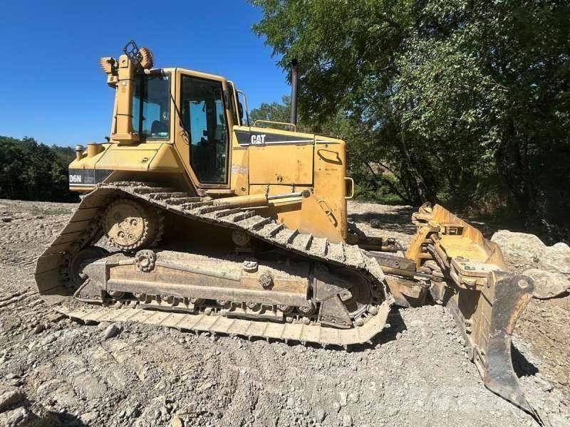 CAT D6N LGP Crawler dozers
