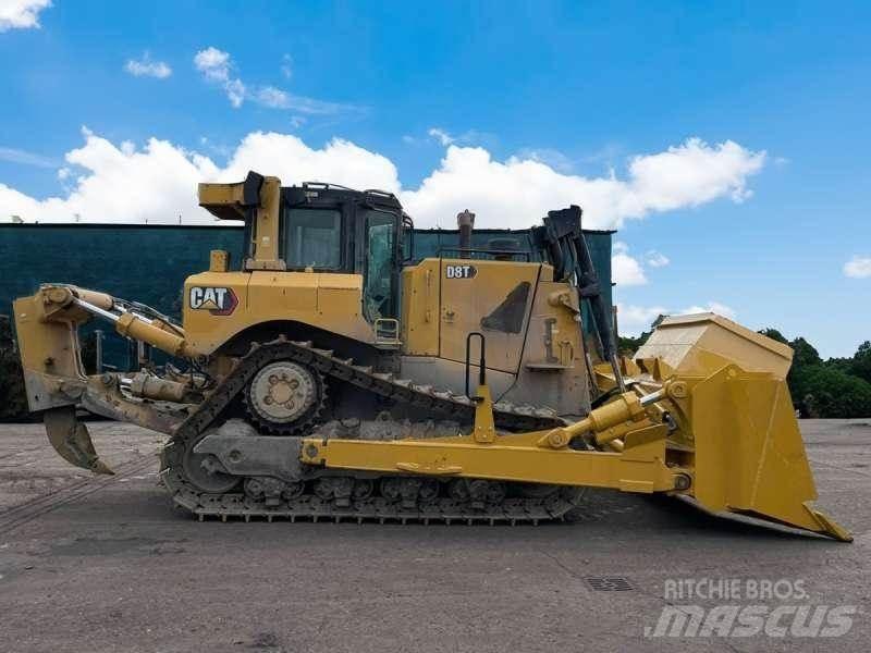 CAT D8T Crawler dozers