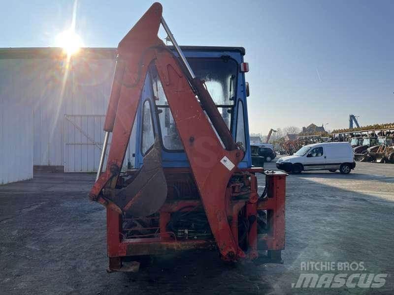 Kubota R520 Backhoe loaders