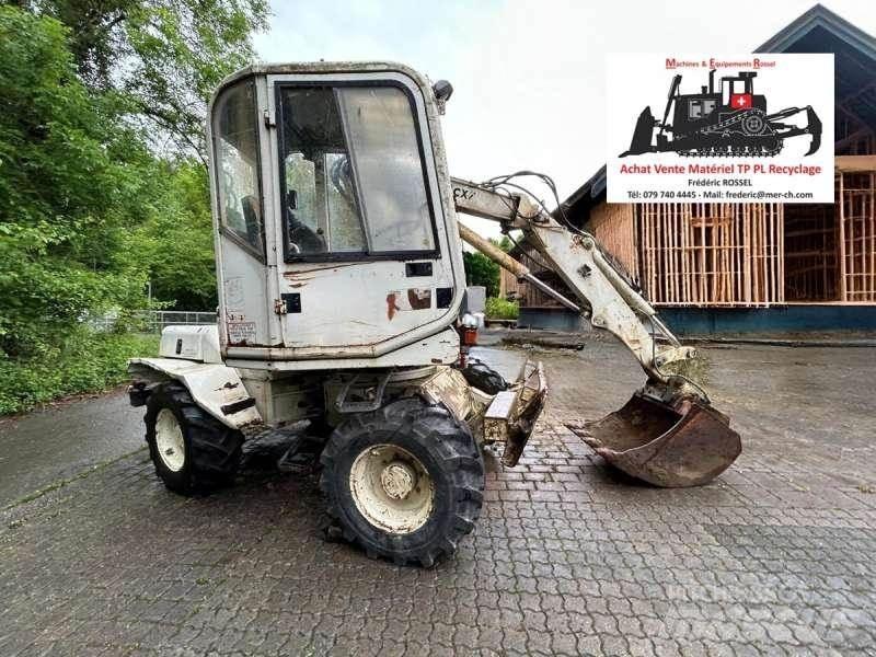 Mecalac 8CXI Wheeled excavators