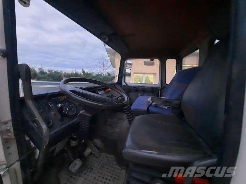 Renault 4X2 Tipper trucks