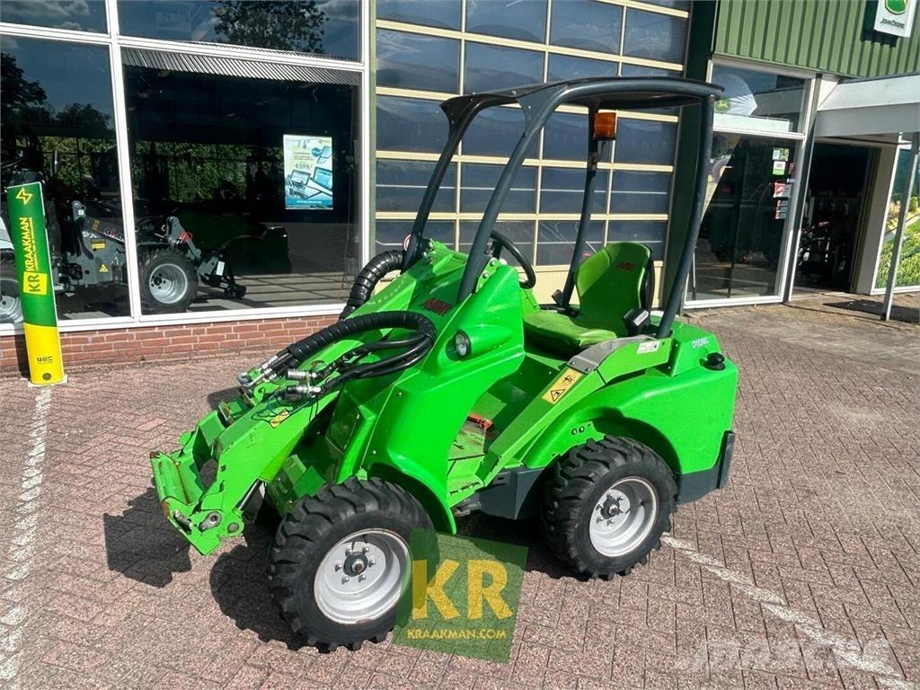 Avant 420 Front loaders and diggers