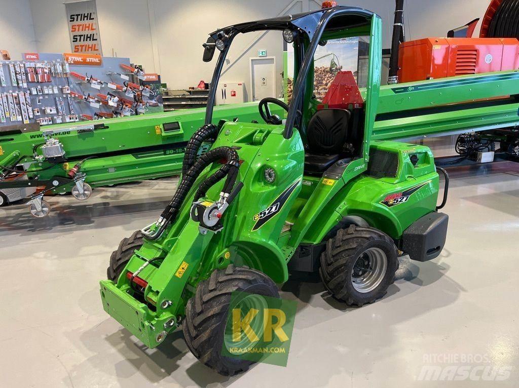 Avant E5 Front loaders and diggers