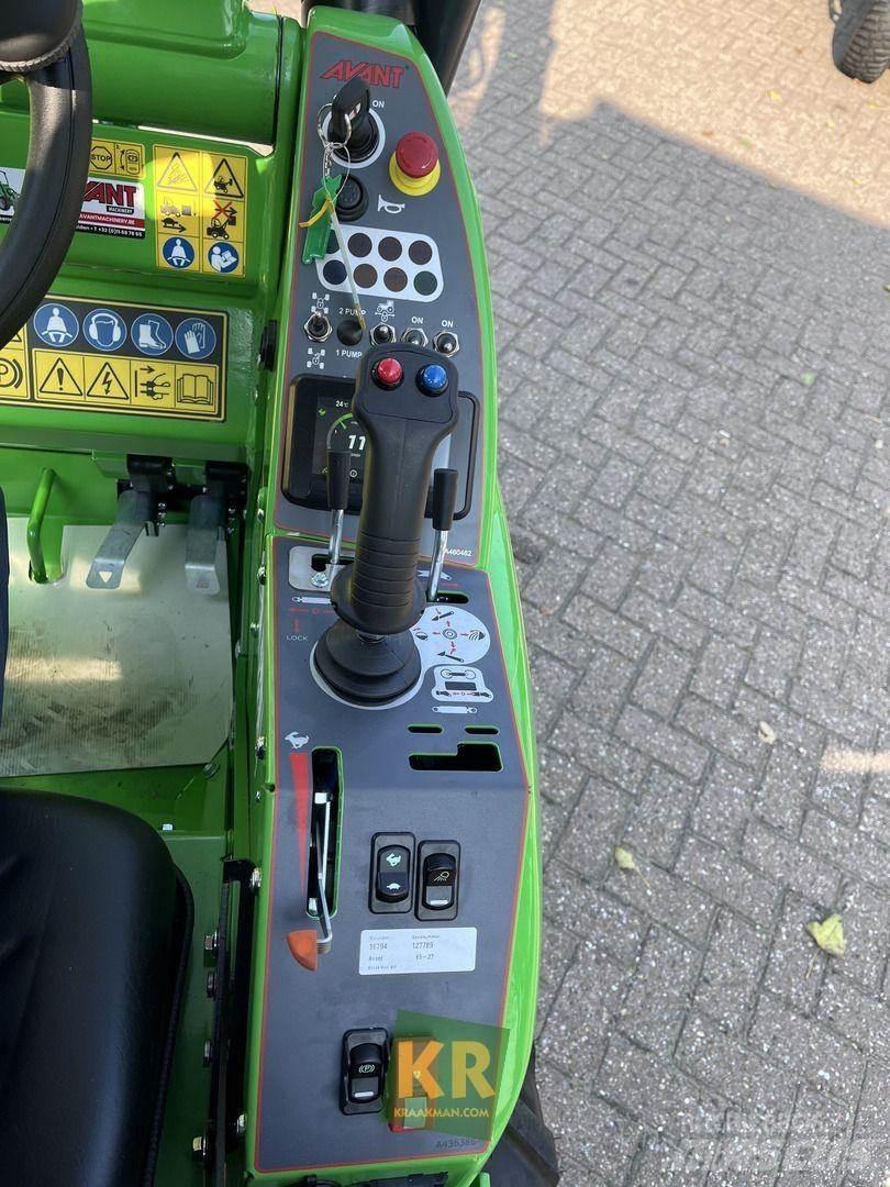 Avant E5 Front loaders and diggers