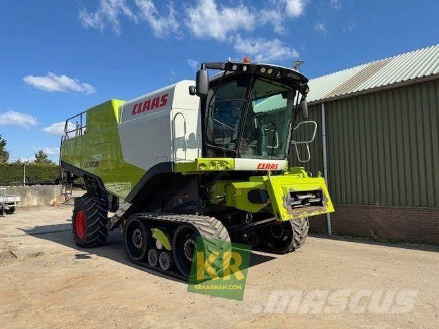 CLAAS LEXION 750 Combine harvesters