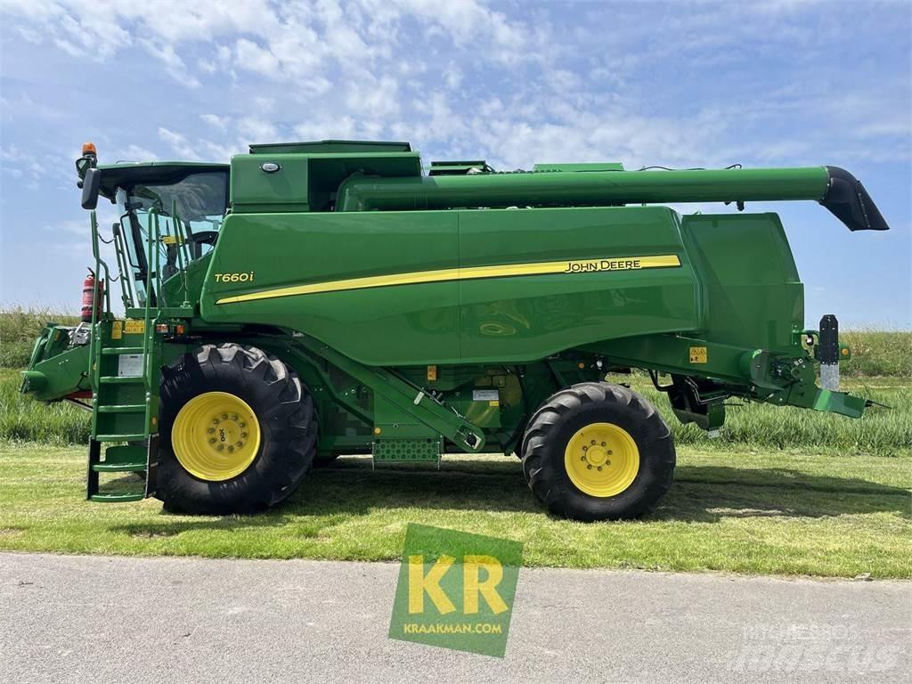 John Deere T660 Combine harvesters