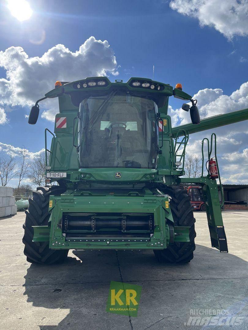 John Deere T660 Combine harvesters