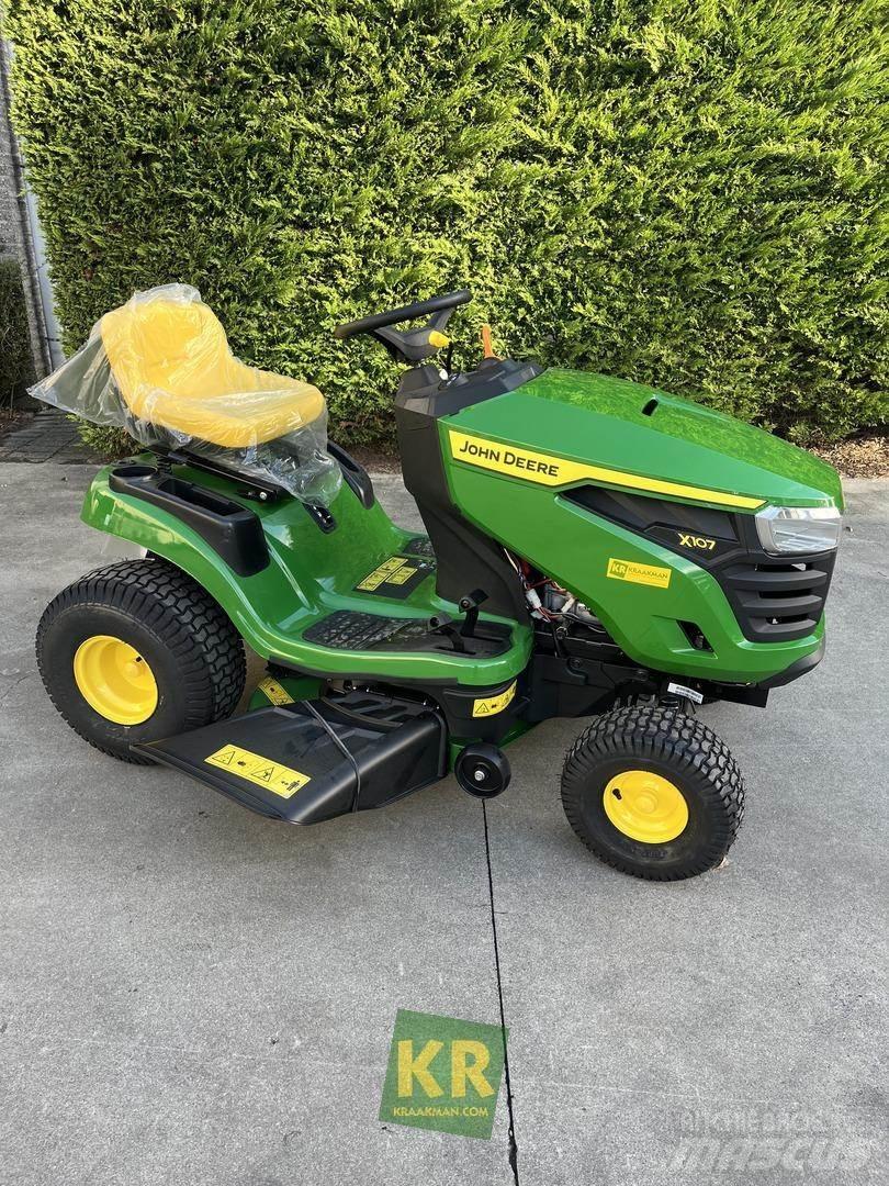 John Deere X107 Riding mowers