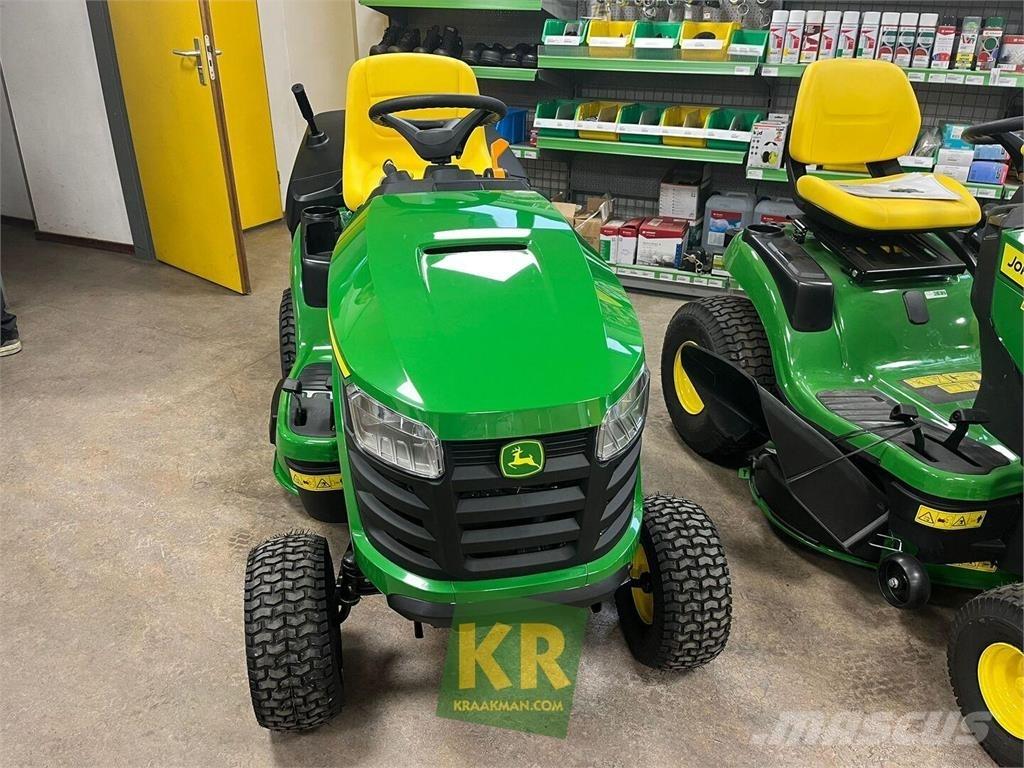 John Deere X147R Riding mowers