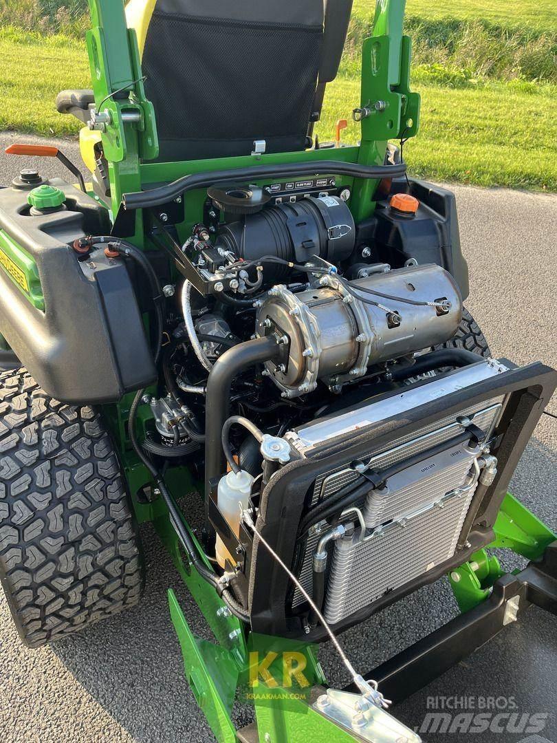 John Deere Z997R Riding mowers