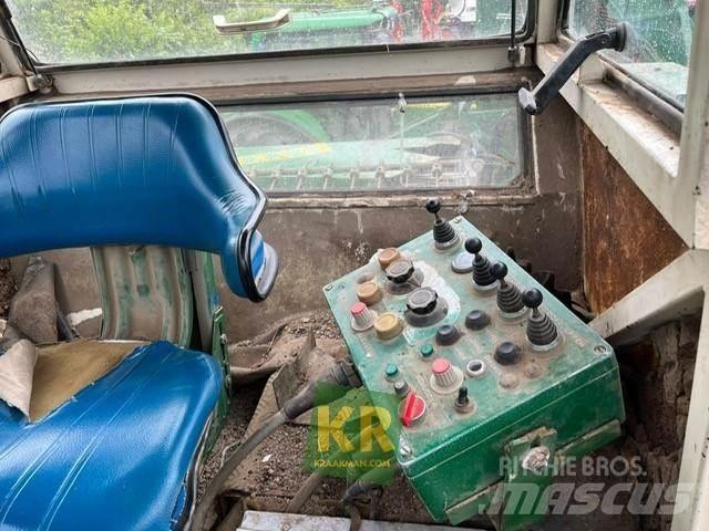 Krakei 6610 rooier Potato harvesters and diggers