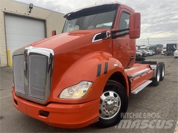 Kenworth T680 Tractor Units