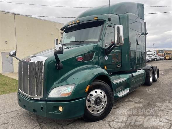 Peterbilt 579 Tractor Units