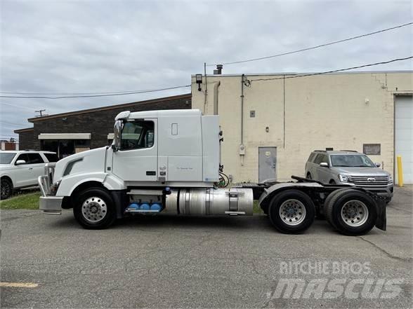 Volvo VNL64T630 Tractor Units