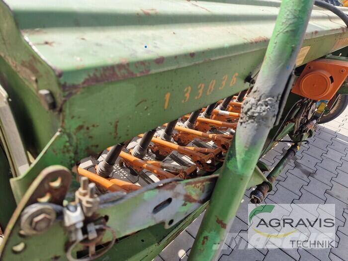 Amazone D8-30 SPECIAL Drills