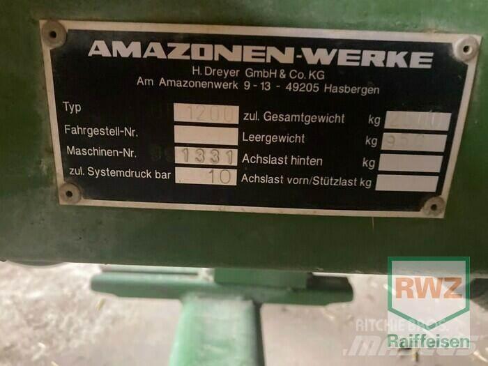 Amazone UF 1200 Trailed sprayers