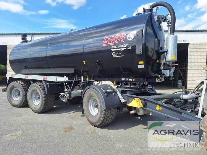 Briri ROAD MASTER Manure spreaders