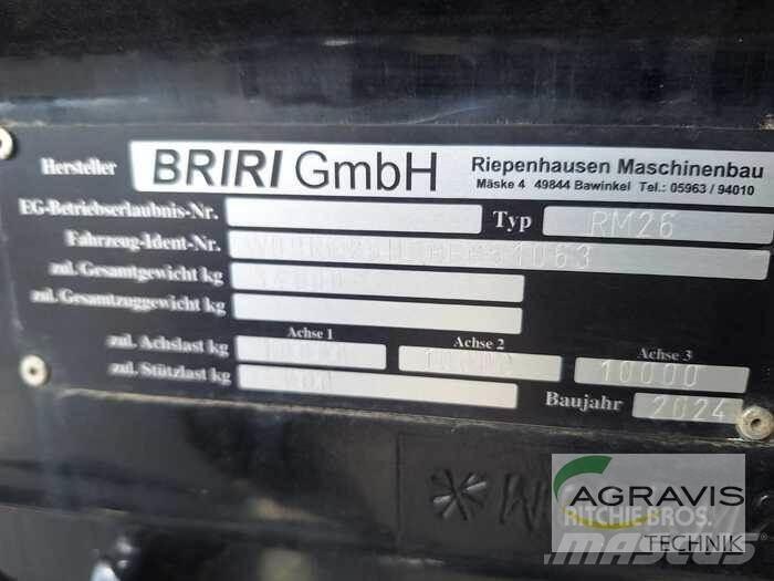 Briri ROAD MASTER Manure spreaders