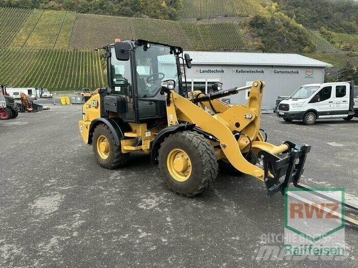 CAT 907 Wheel loaders