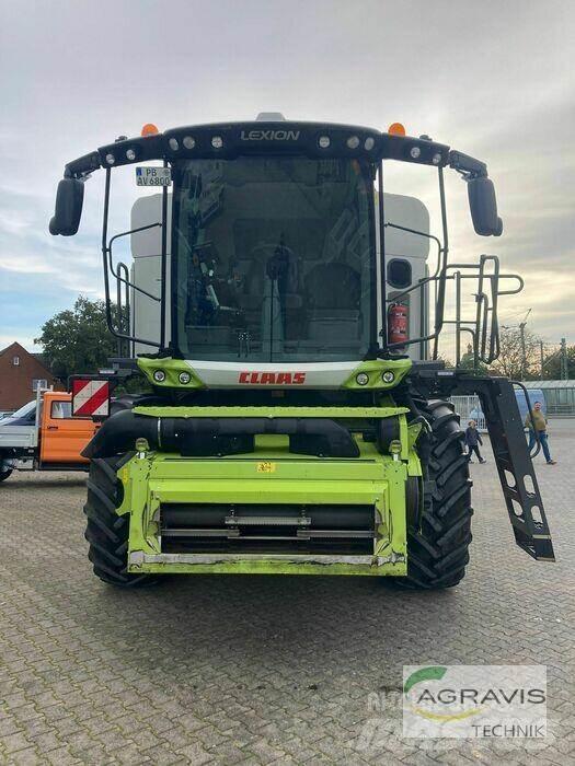 CLAAS LEXION 6800 Combine harvesters