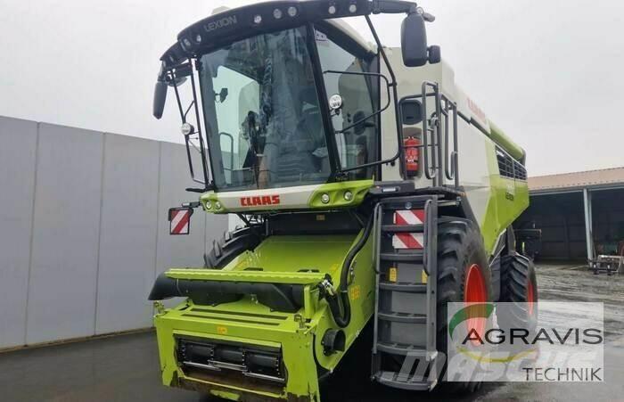 CLAAS LEXION 7500 Combine harvesters