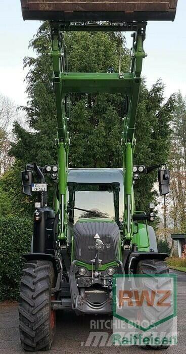 Fendt 311 Vario Tractors
