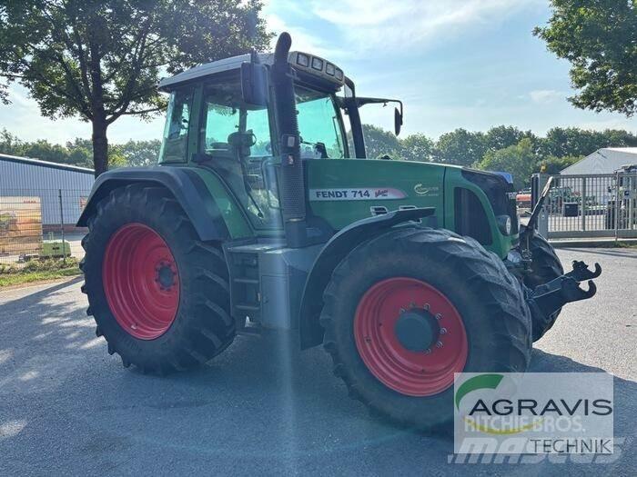 Fendt 714 VARIO Tractors