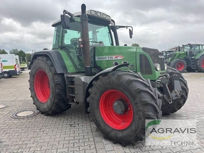 Fendt 718 VARIO Tractors