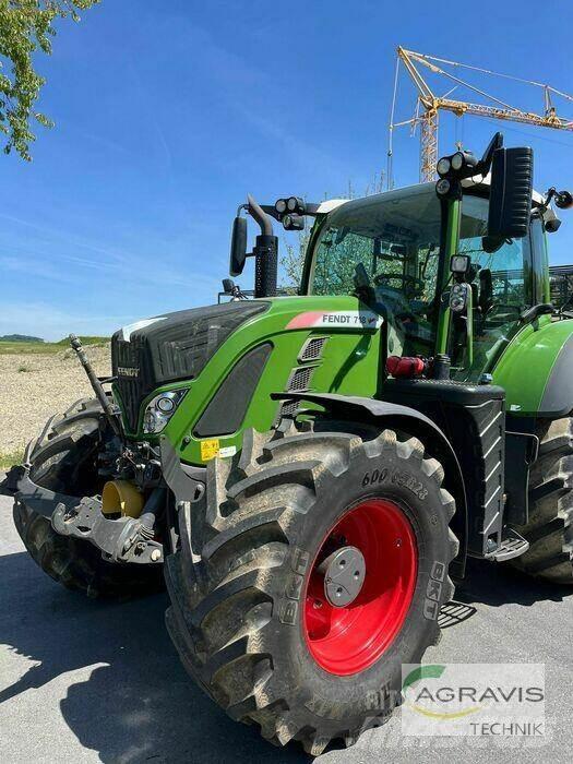Fendt 718 VARIO S4 Tractors