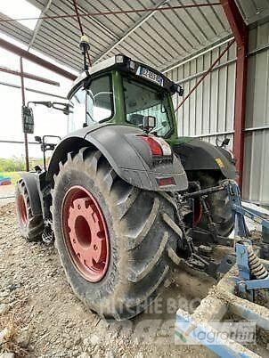 Fendt 826 Tractors