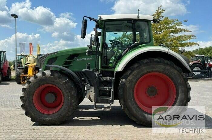 Fendt 826 VARIO SCR Tractors