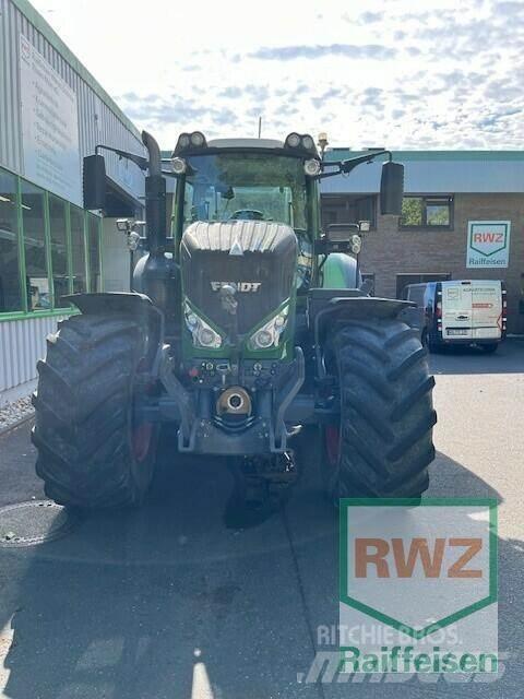 Fendt 828 Vario Tractors