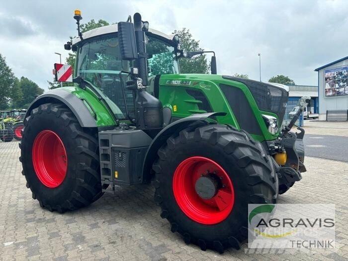 Fendt 828 VARIO S4 Tractors