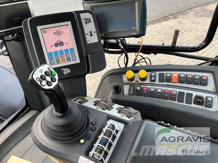 JCB 8310 Telehandlers for agriculture