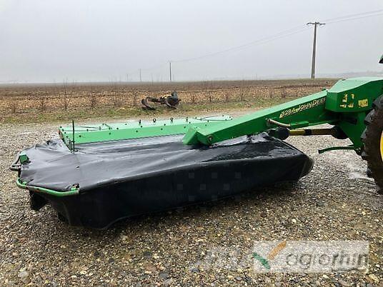 John Deere 328 A Mowers
