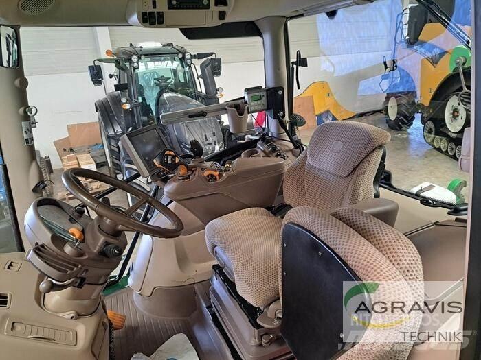 John Deere 6215 R Tractors